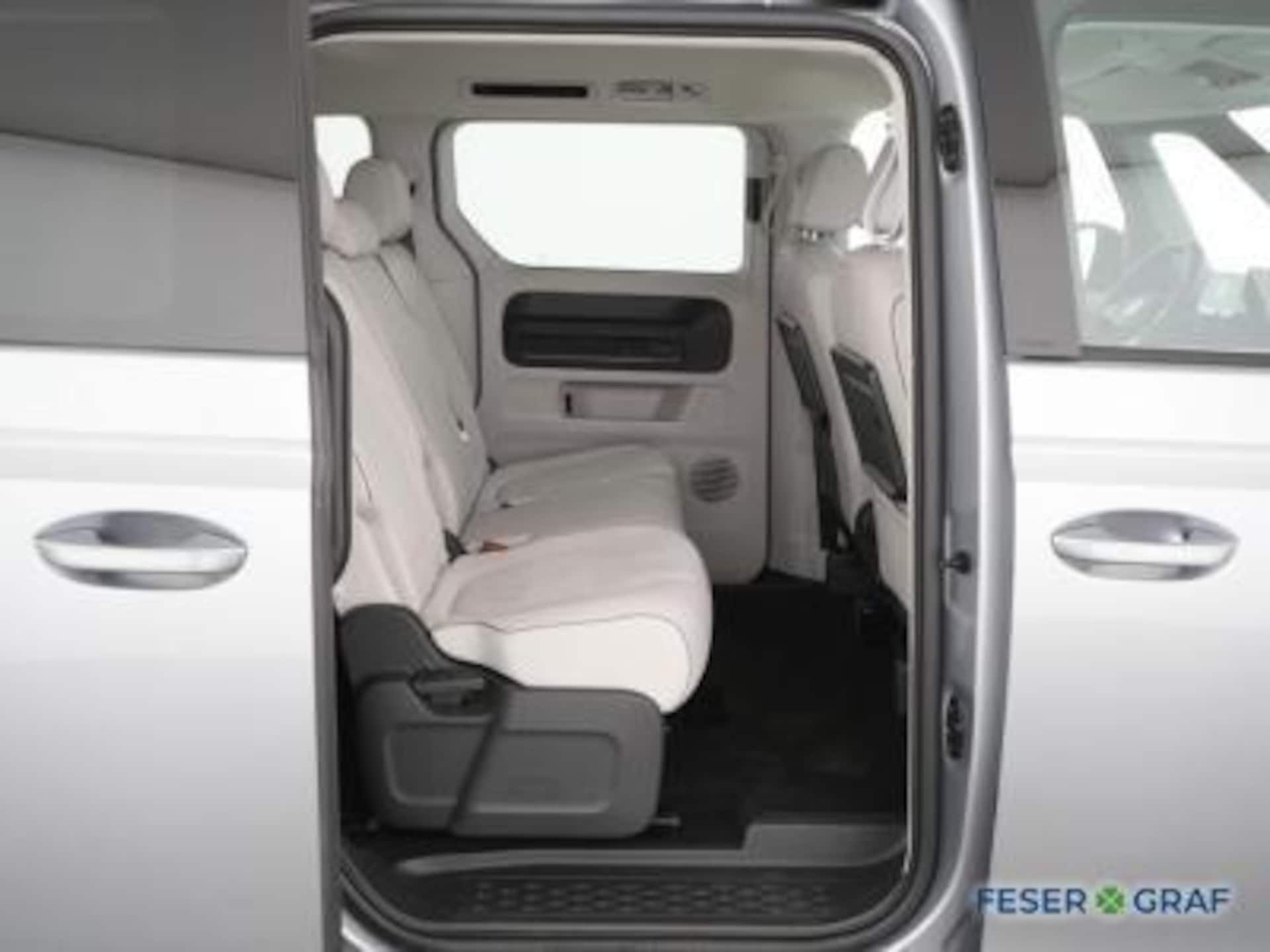 Volkswagen ID. Buzz Pure