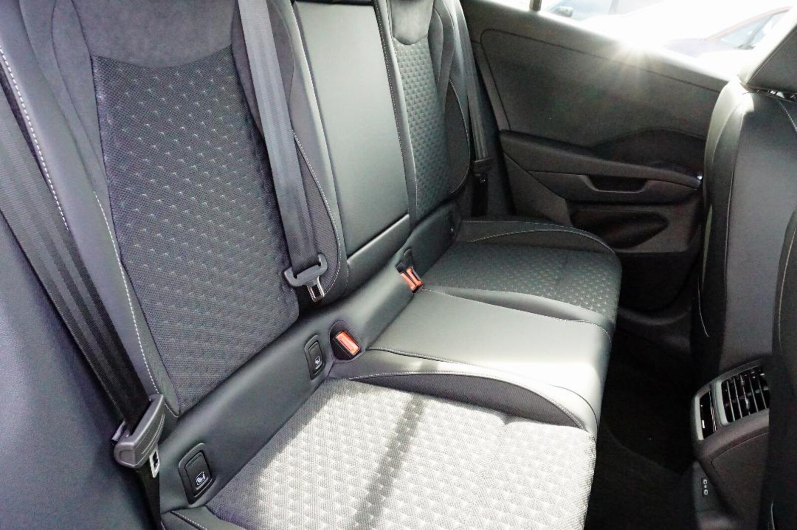 Volkswagen T-Roc – Bild 14