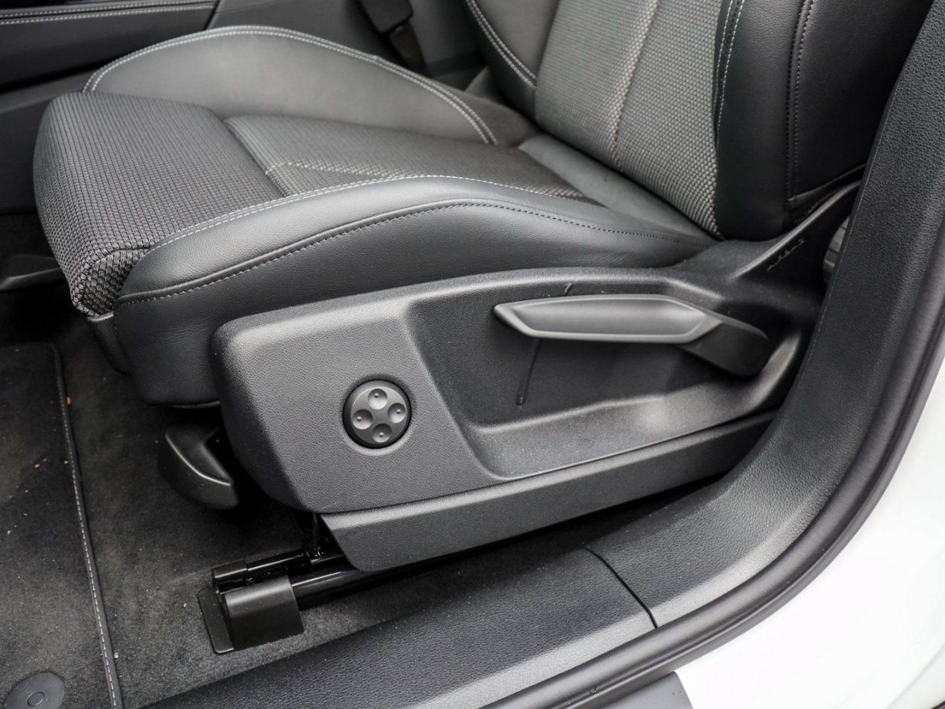 Audi Q5 TFSI e S line