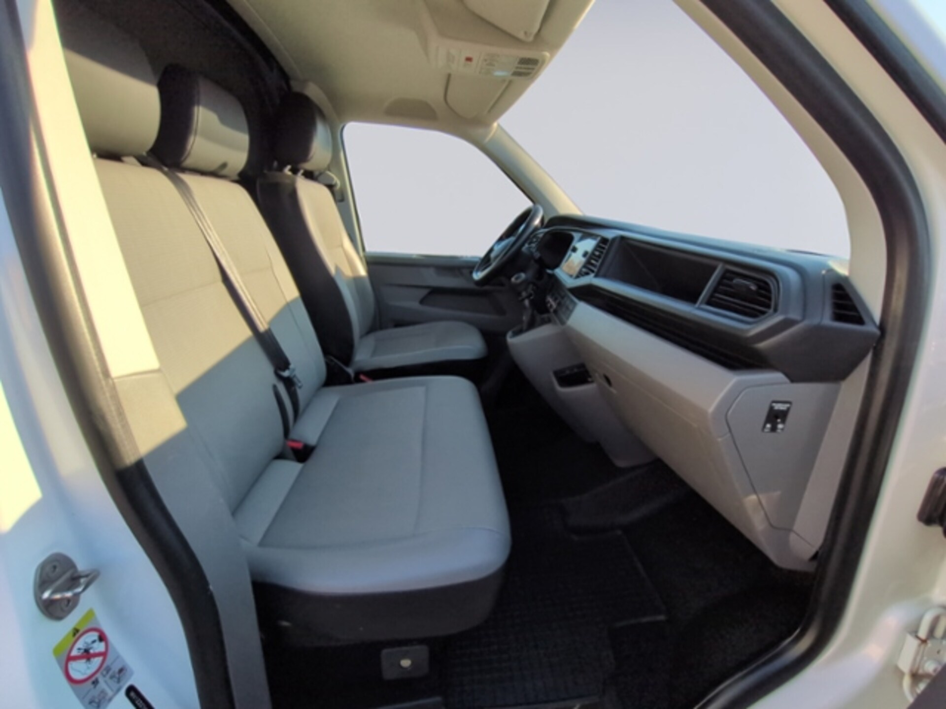 Volkswagen T6.1 Transporter Kasten kurzer Radstand