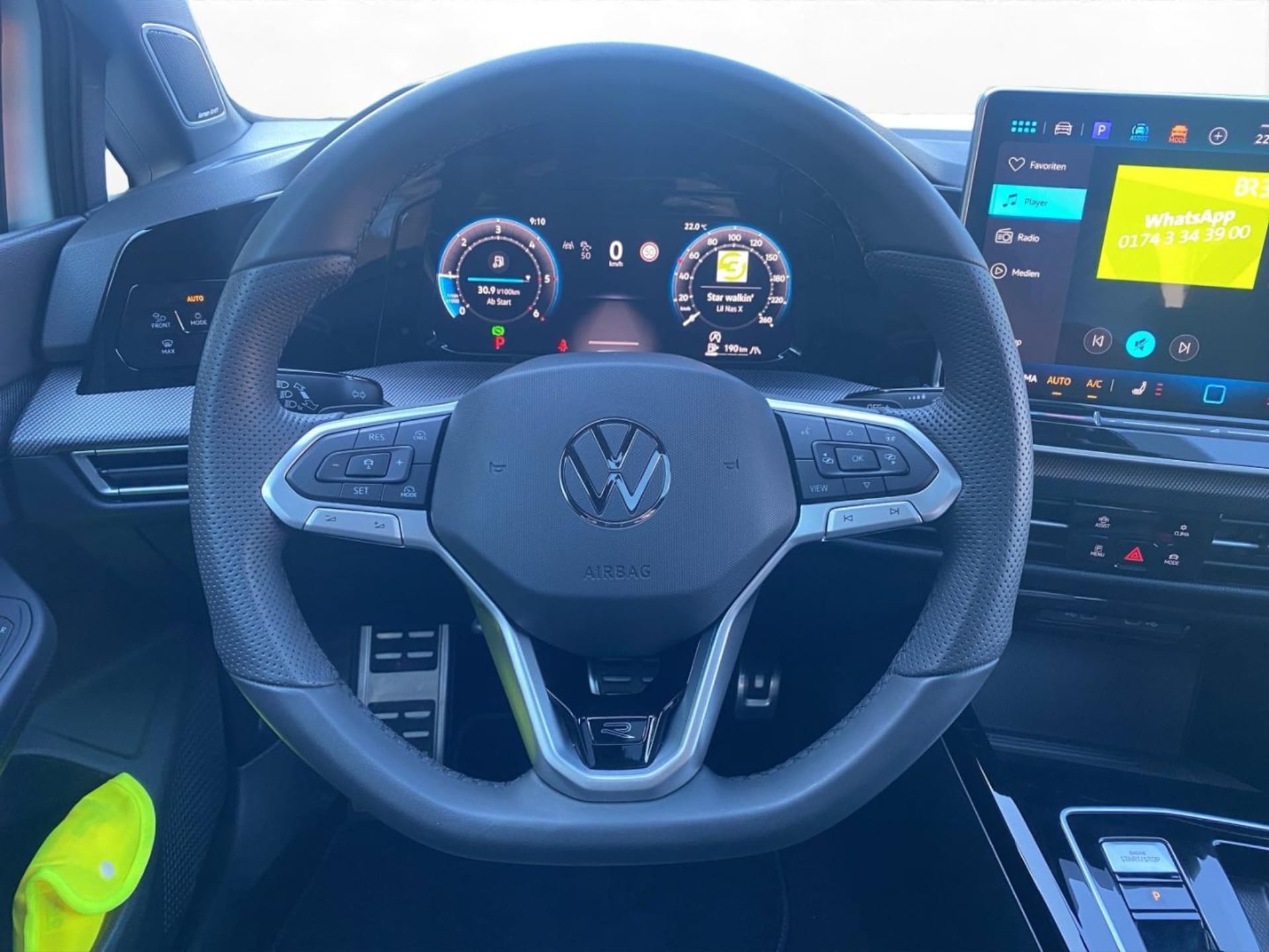 Volkswagen Golf R-Line
