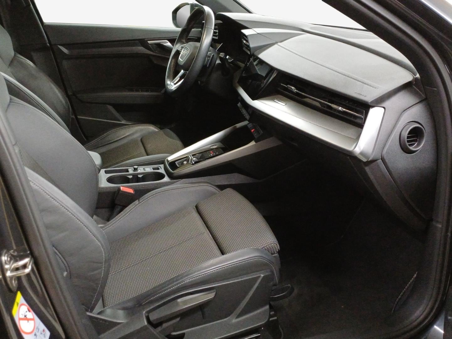 Image de Audi A3 Sportback Attraction 35 TFSI 110 kW (150 ch) S tronic - for more details contact your dealer