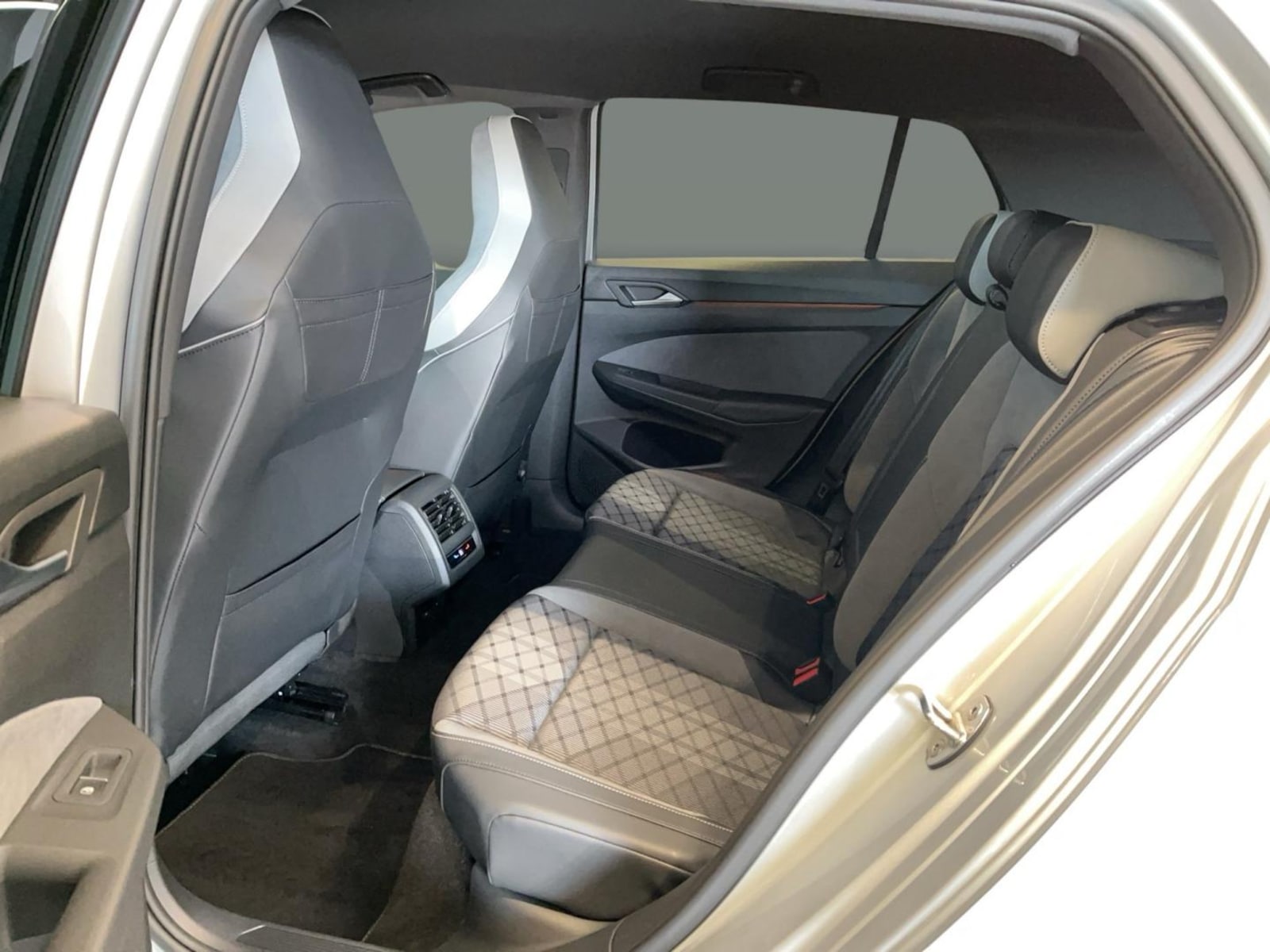 Volkswagen Golf – Bild 11