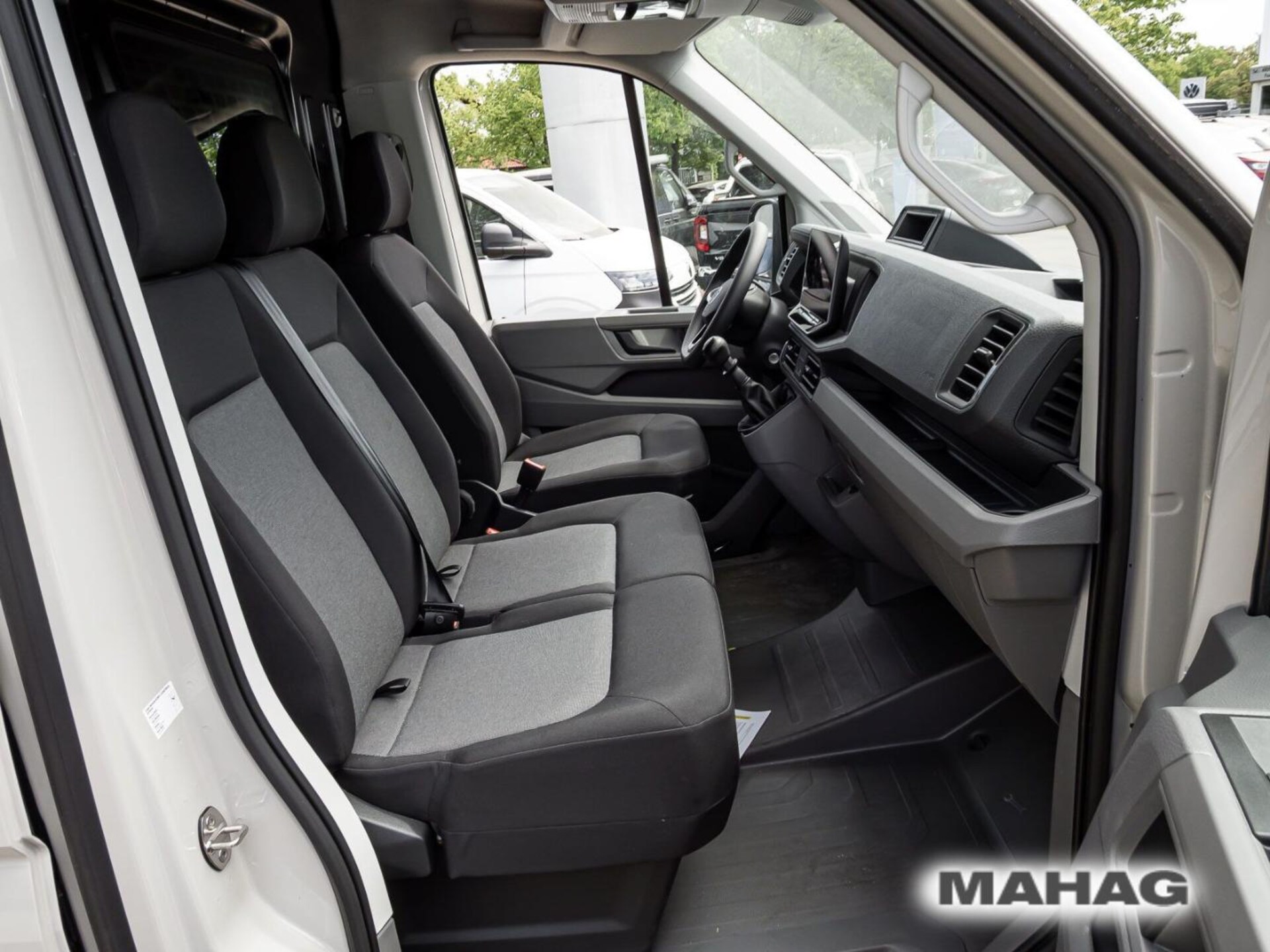 Volkswagen Crafter Kasten langer Radstand