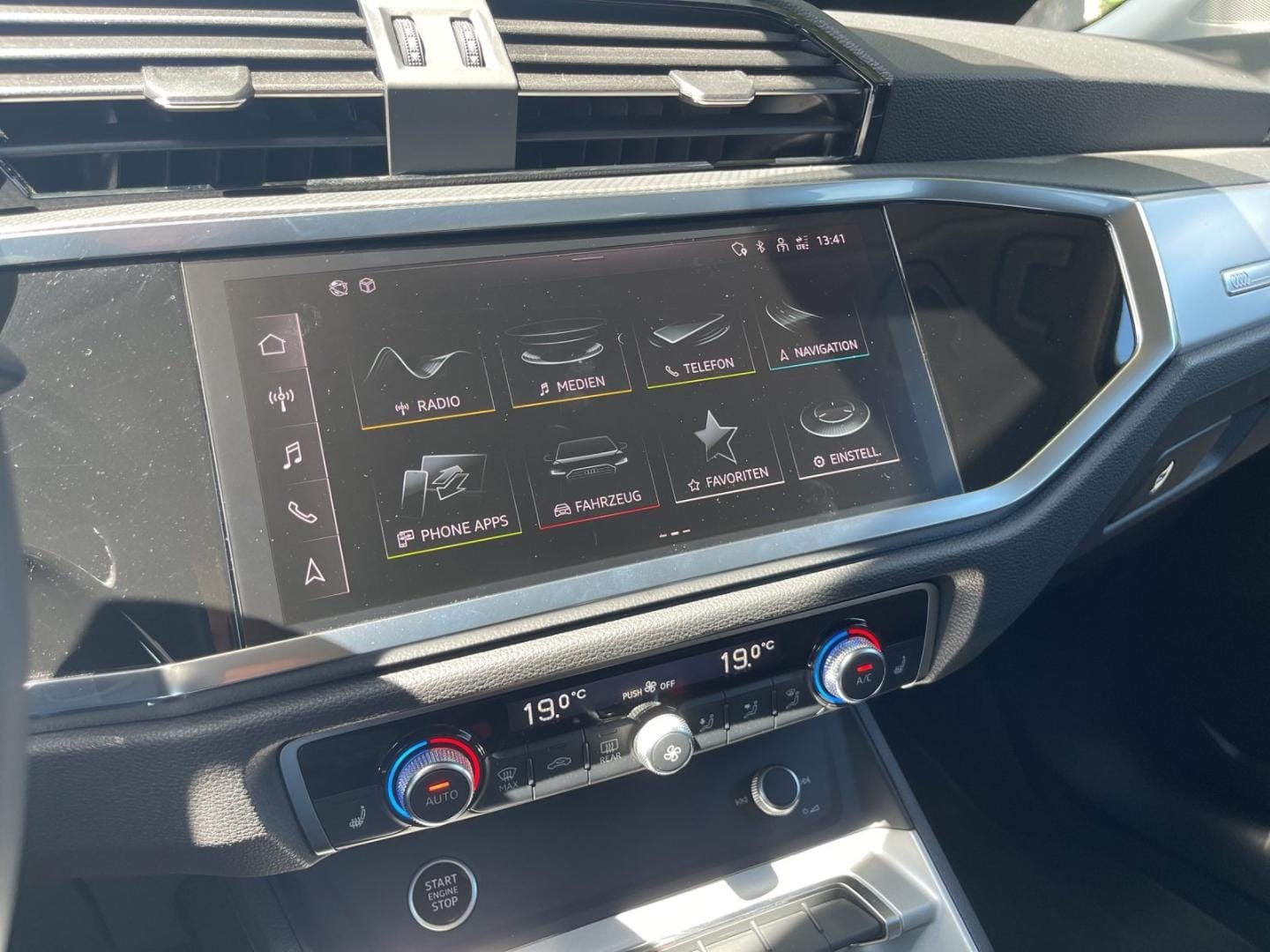 Bild über Audi Q3 advanced 35 TFSI S tronic - für weitere Informationen kontaktieren Sie den Audi Partner