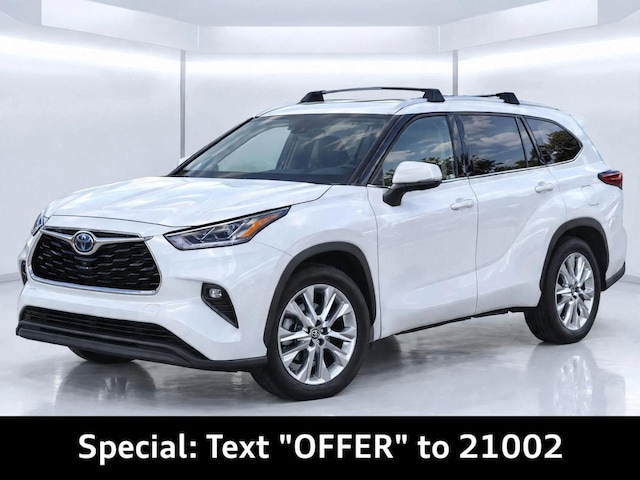Photo of 2023 Toyota Highlander 