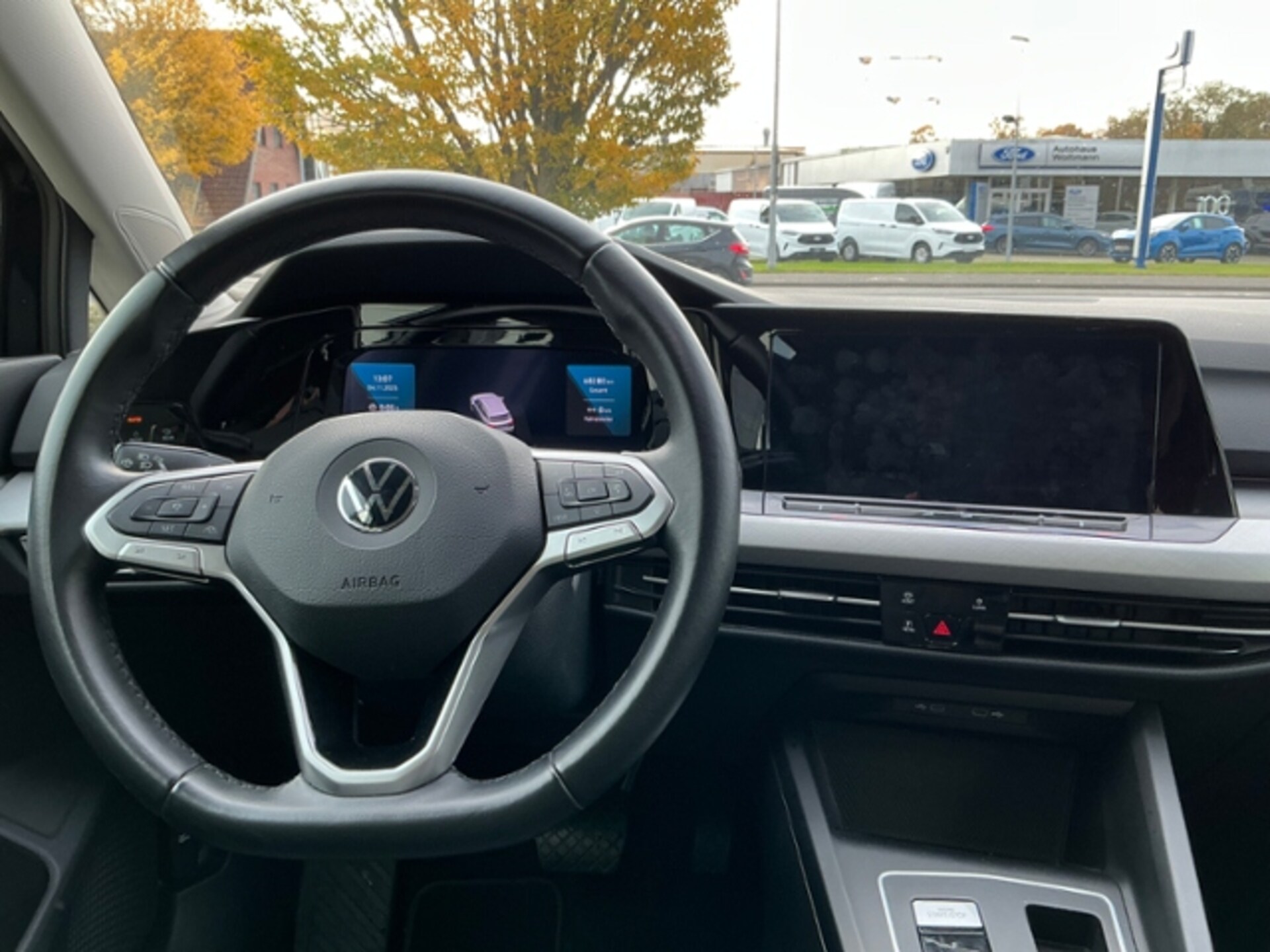 Volkswagen Golf Variant Life