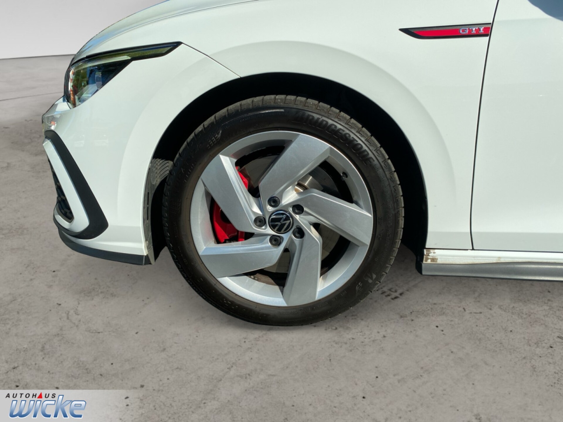 Volkswagen Golf GTI