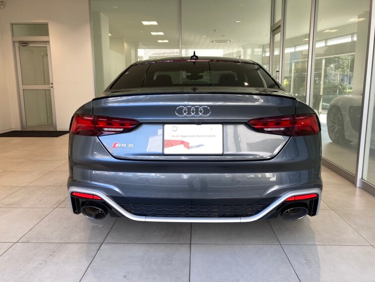Audi RS 5 Coupé RS 5 Coupé 331(450) kW(PS) tiptronic for more details contact your dealer