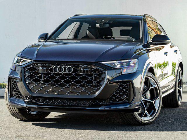 2026 Audi RS Q8 -'s photo