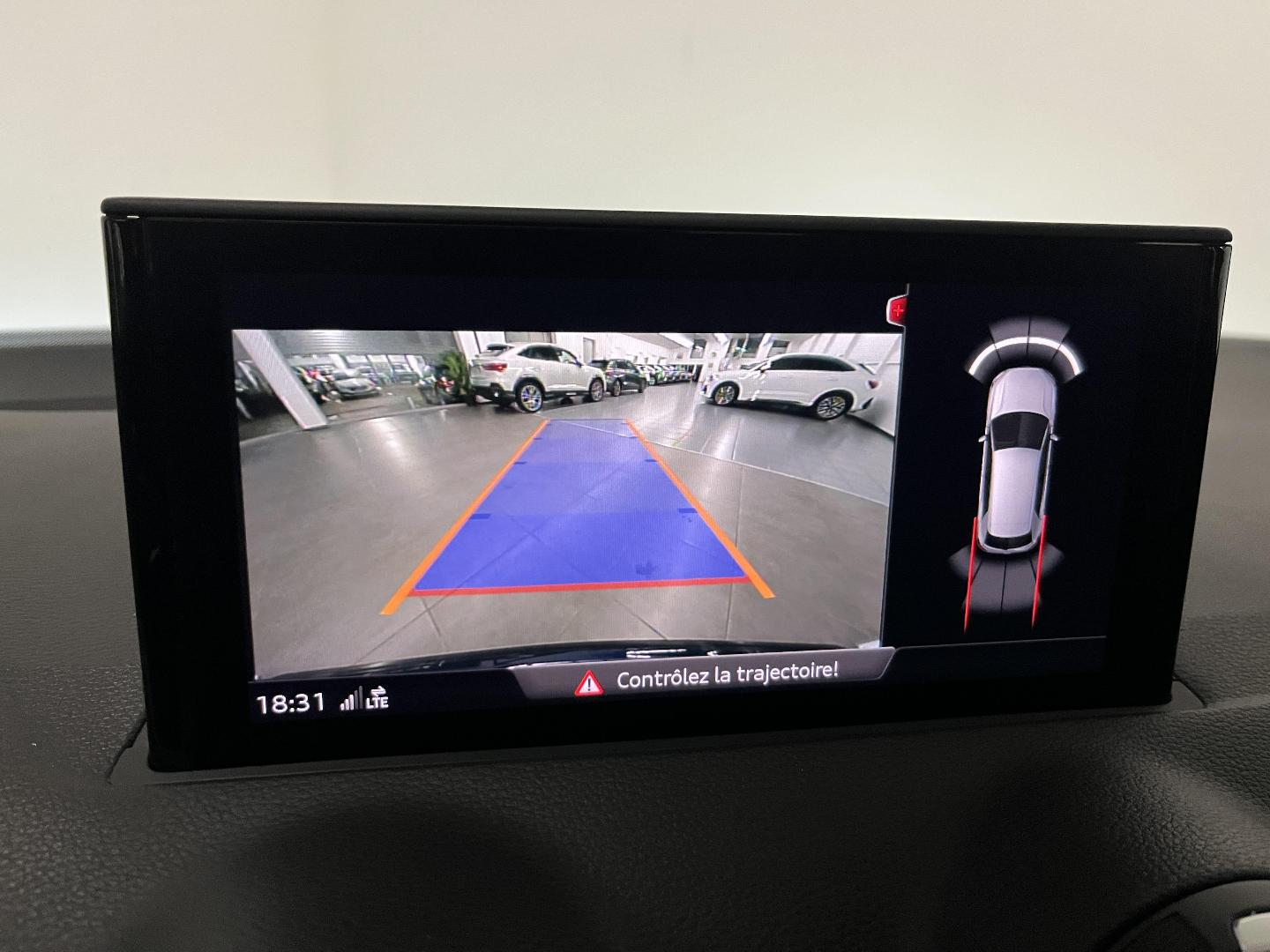 Image about Audi Q2 Business Line 30 TFSI 81 kW (110 ch) 6 vitesses