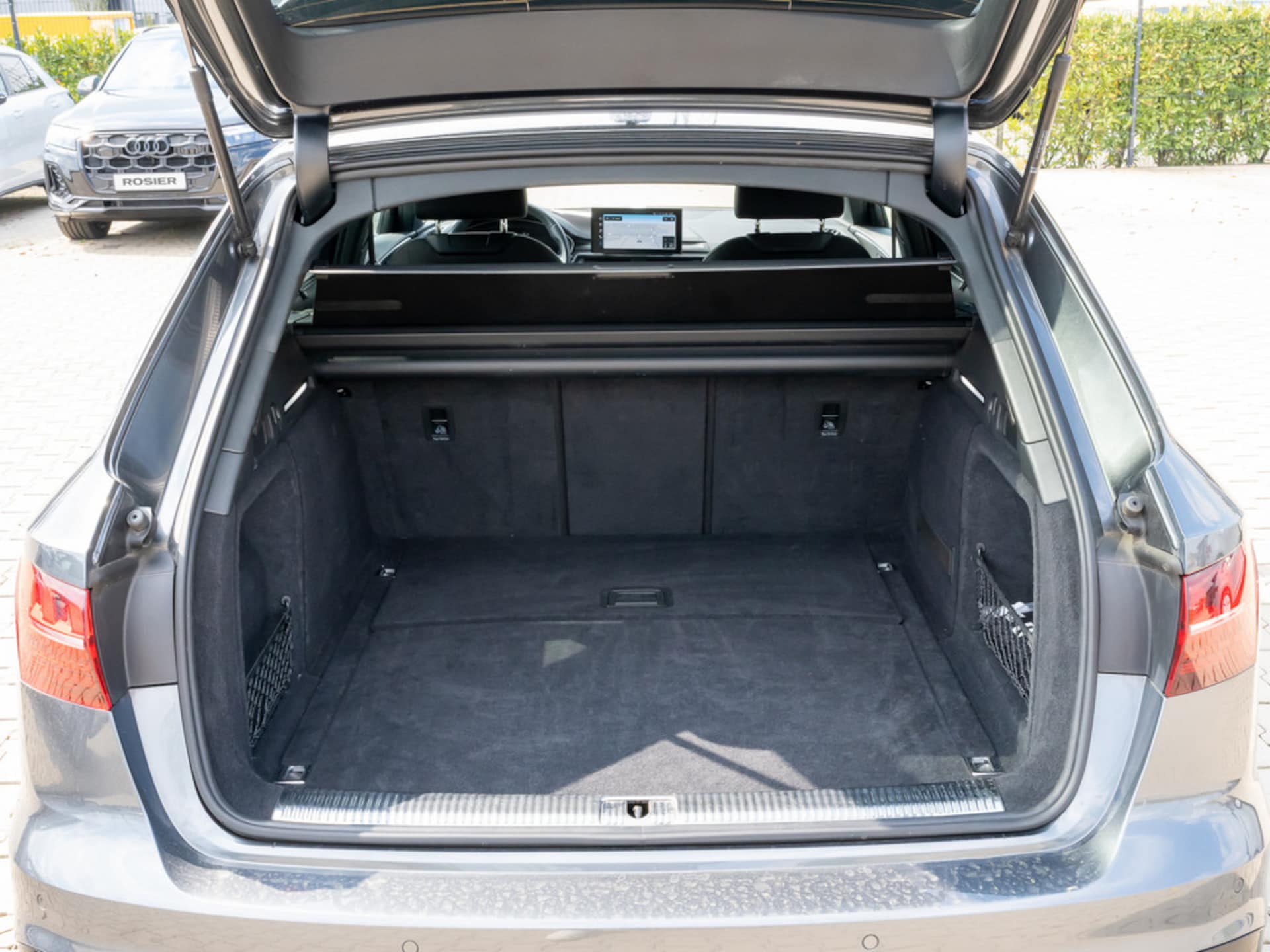 Audi A4 Avant S line