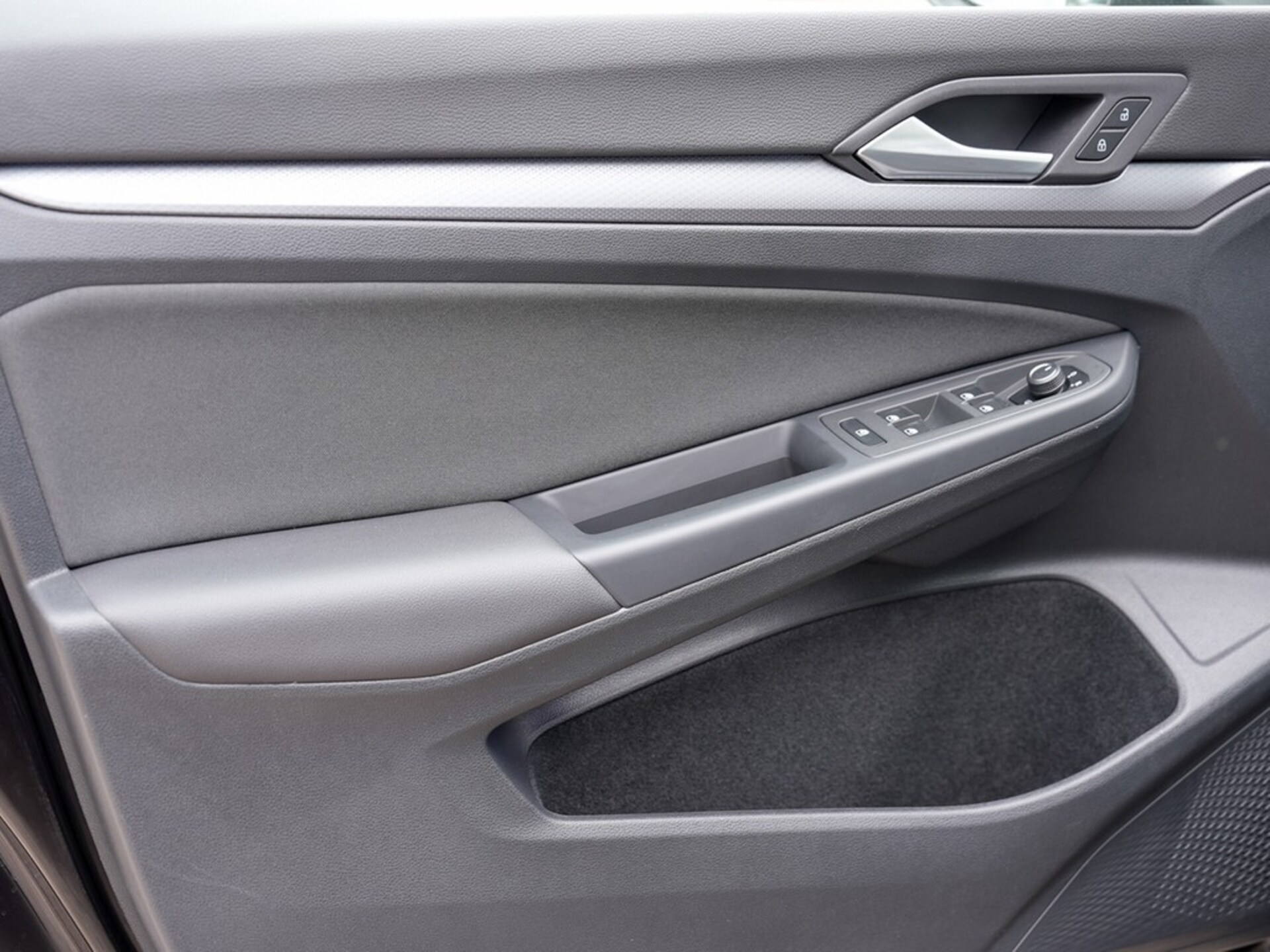 Volkswagen Golf Active