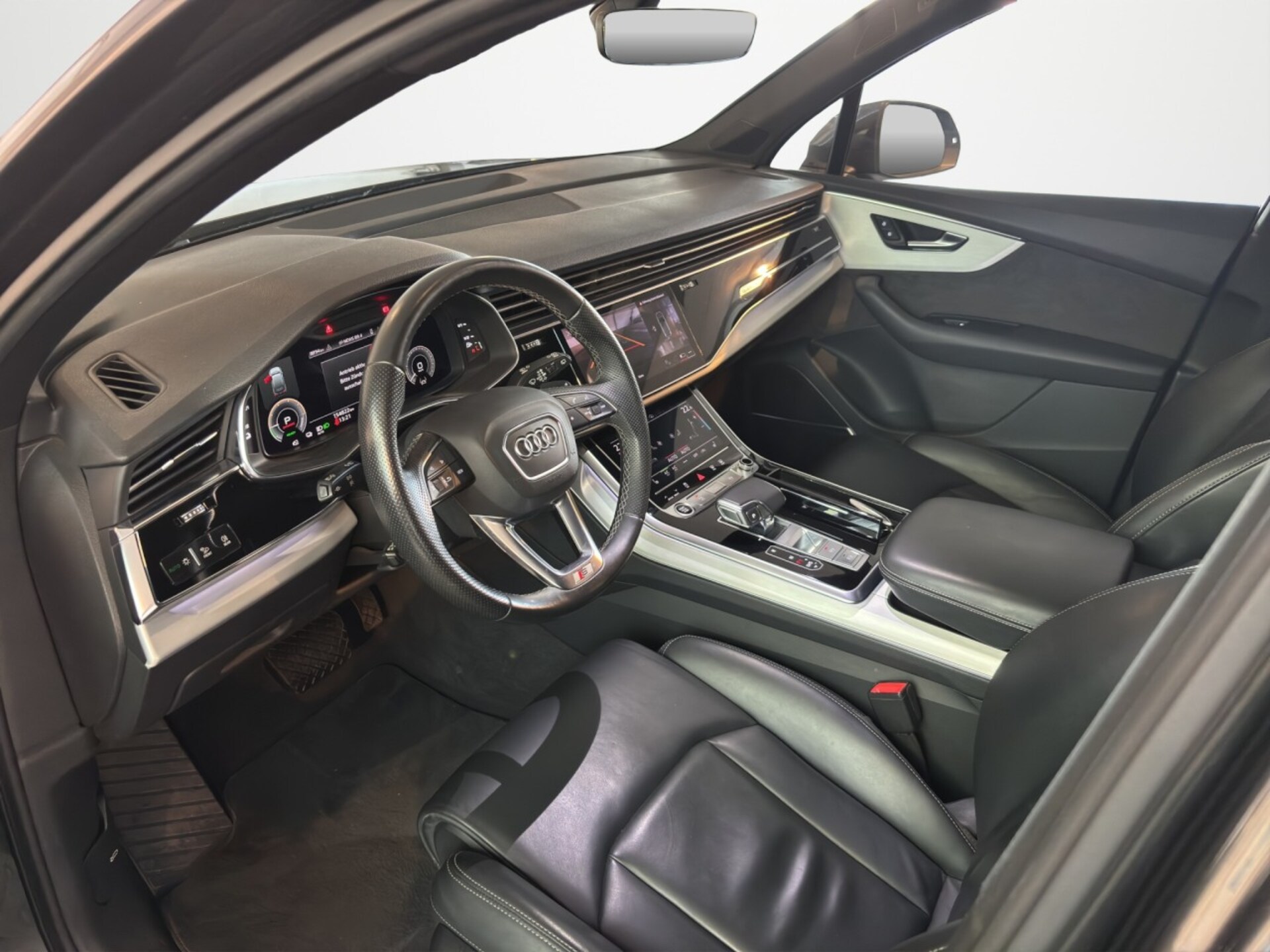 Audi Q7 SUV TFSI e S line