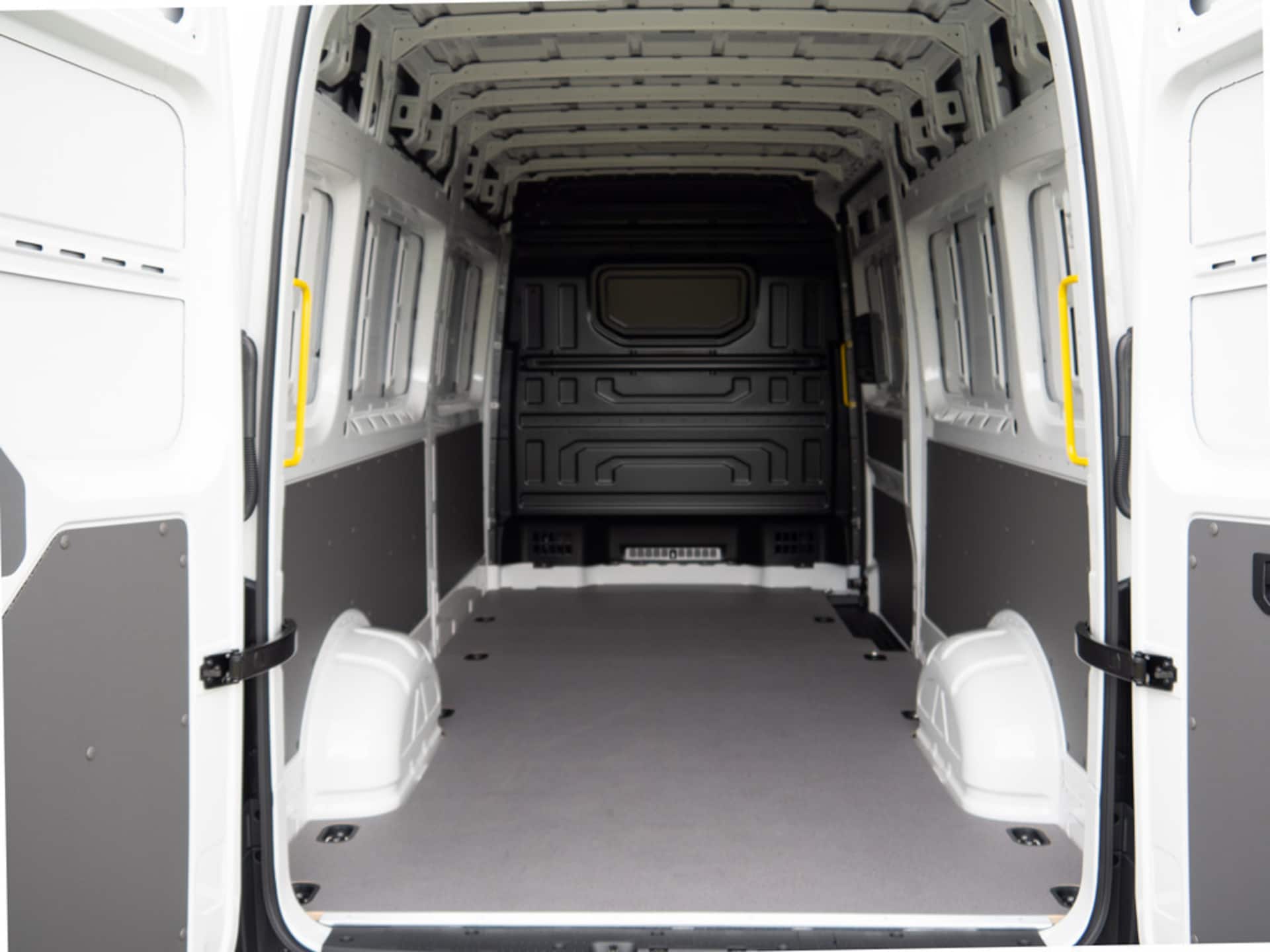 Volkswagen Crafter Kasten langer Radstand
