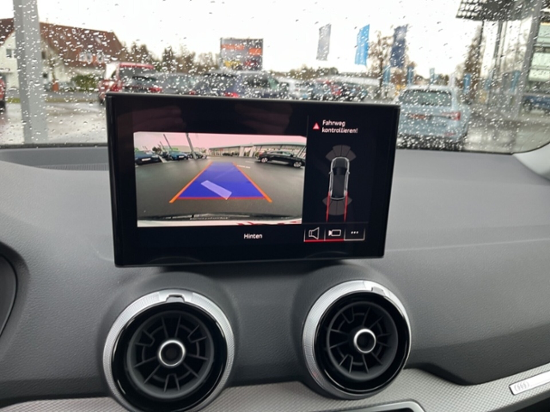 Audi Q2 Advanced