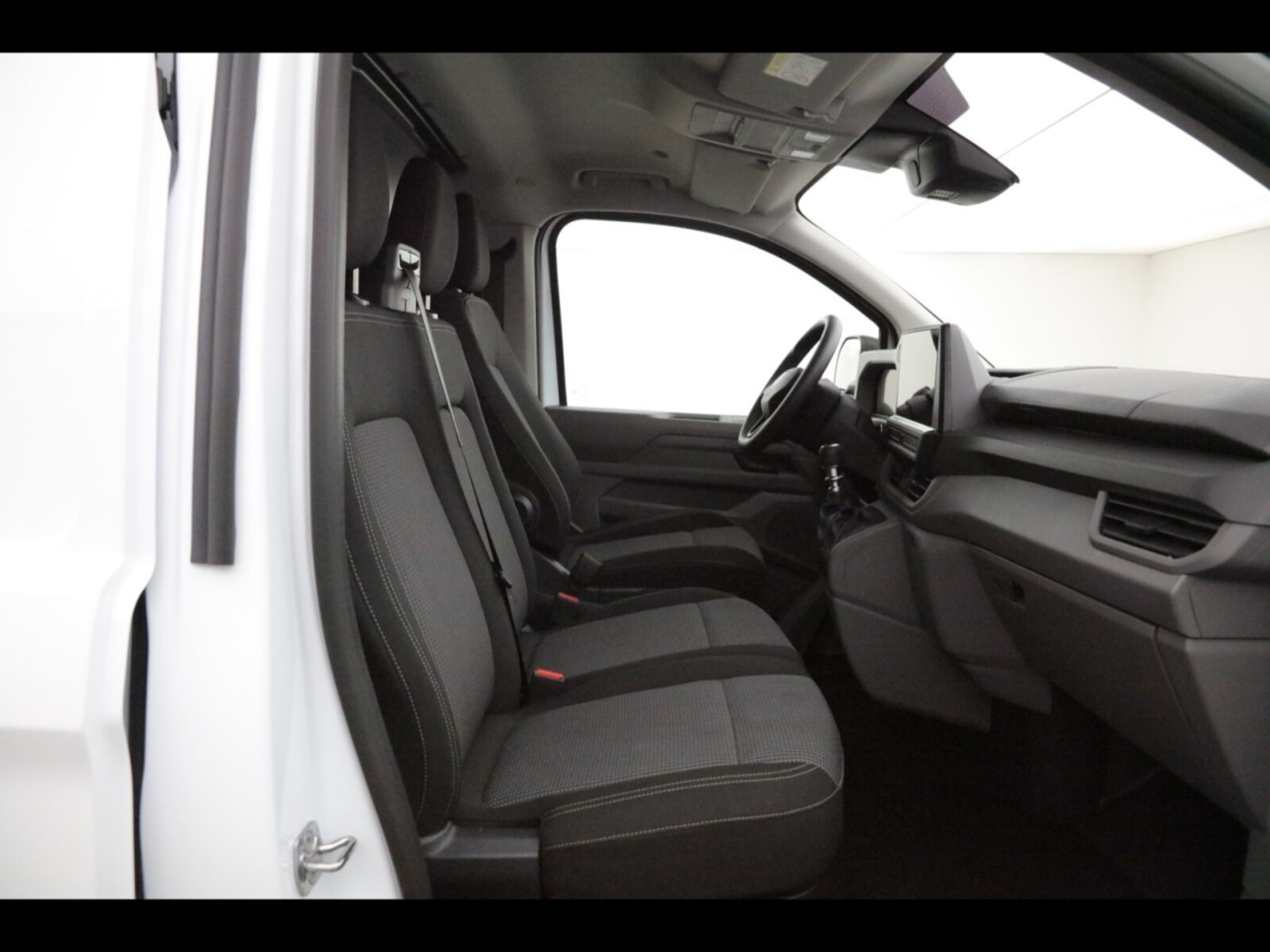 Volkswagen Transporter Kasten langer Radstand – Bild 6