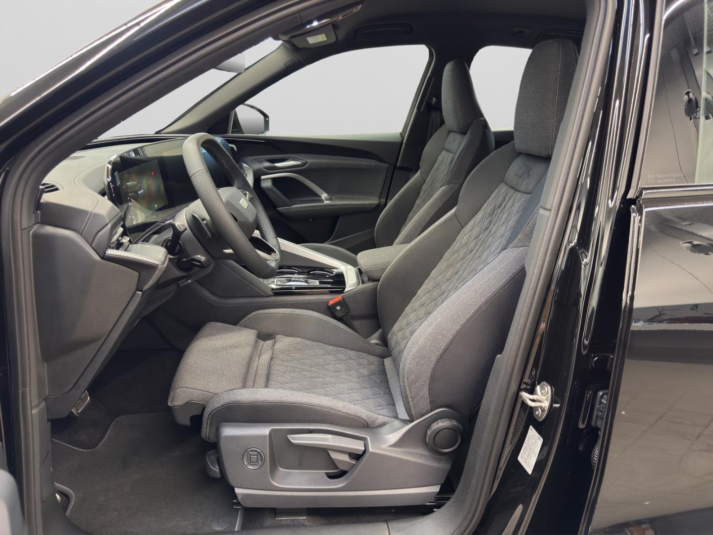 Bild über Audi Q5 Sportback TDI quattro 150 kW S tronic - für weitere Informationen kontaktieren Sie den Audi Partner