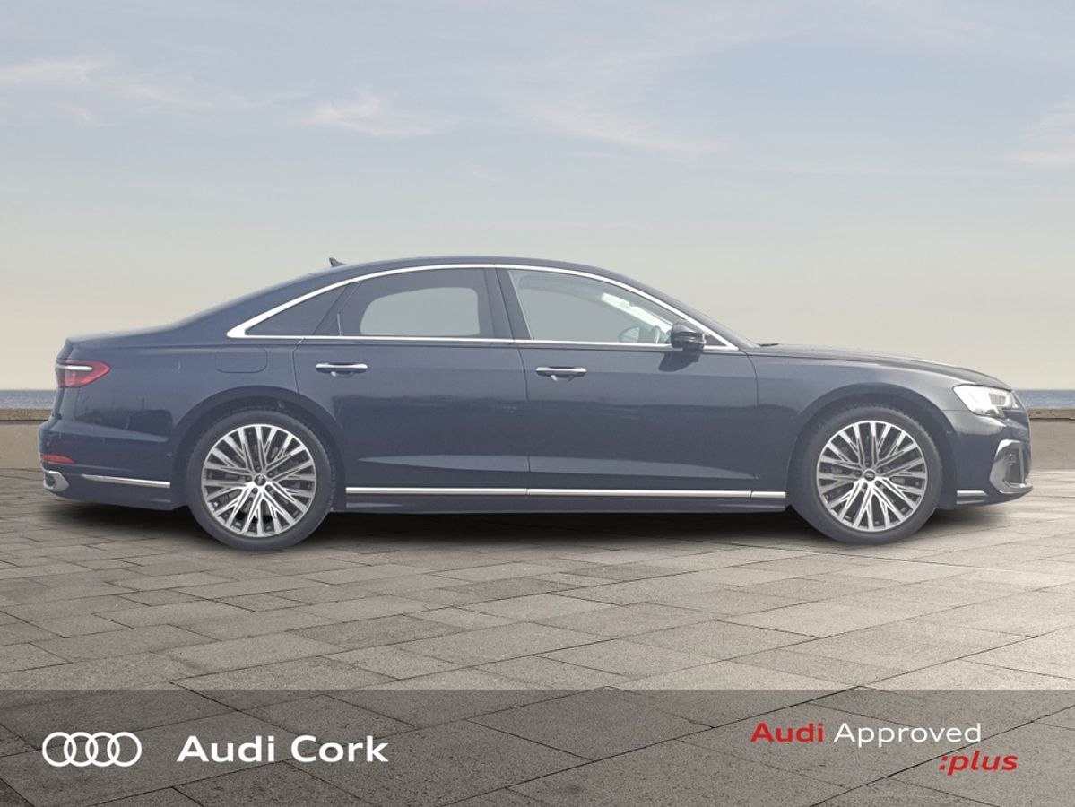 Image about Audi A8 TFSI e Luxury 60 TFSI e quattro 462 PS tiptronic