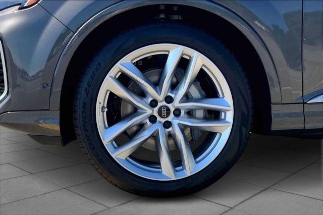 2025 Audi Q7 Premium Plus - Photo 11