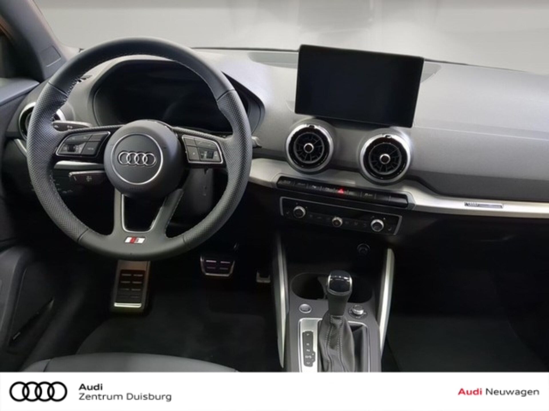 Audi Q2 S line