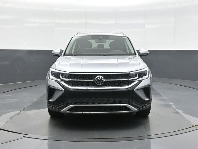 Used 2022 Volkswagen Taos SEL with VIN 3VV2X7B29NM014643 for sale in Kansas City
