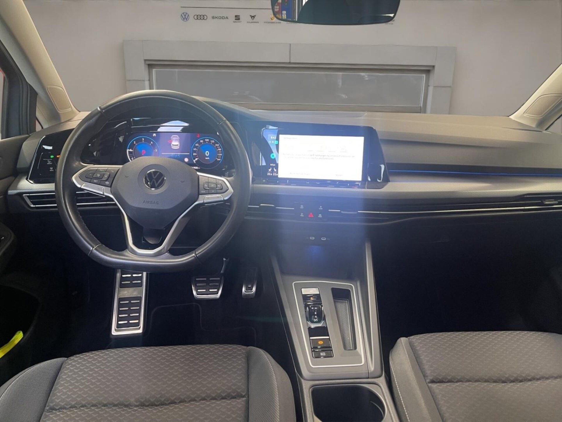 Volkswagen Golf Active