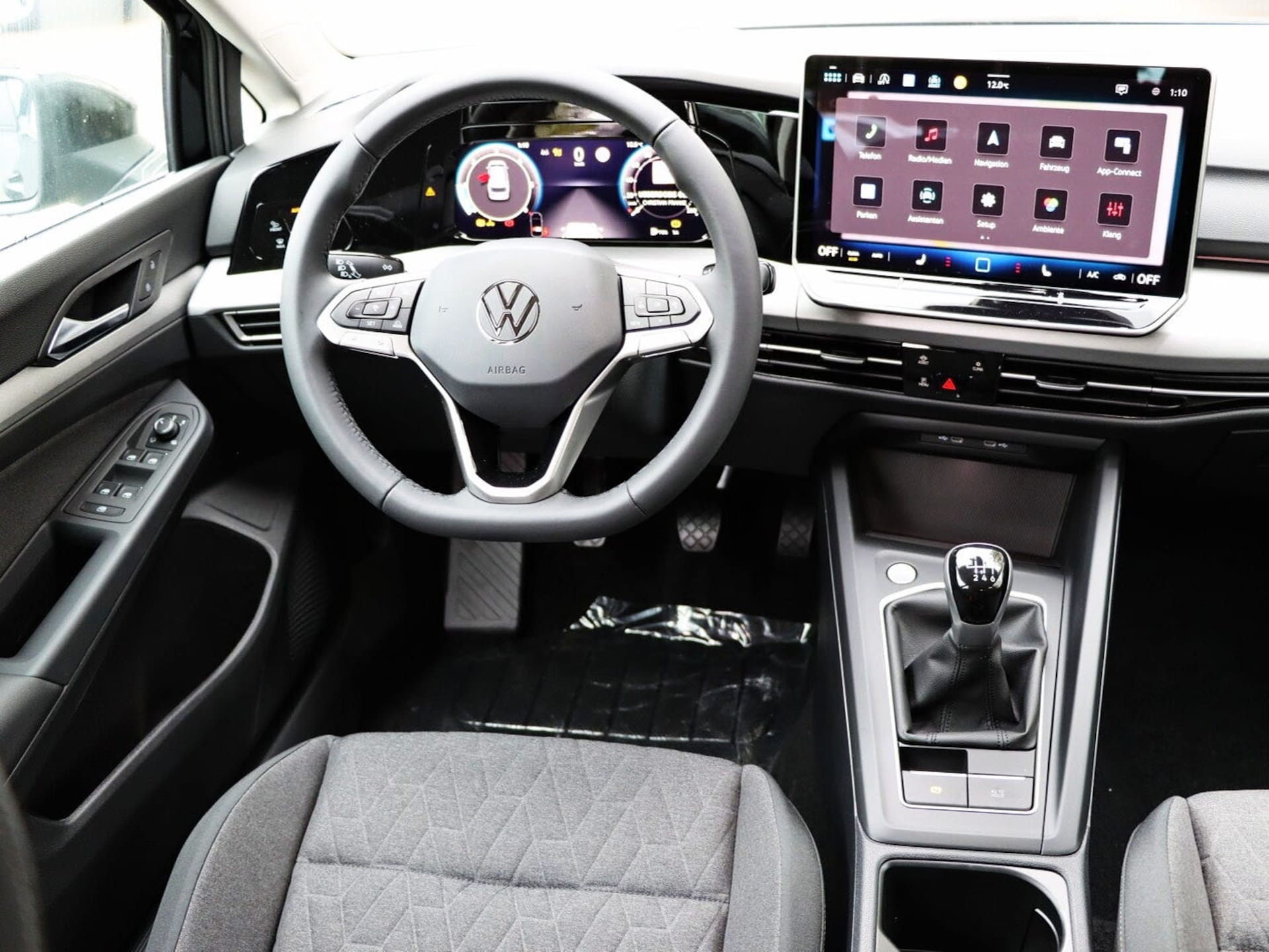Volkswagen Golf Variant Life