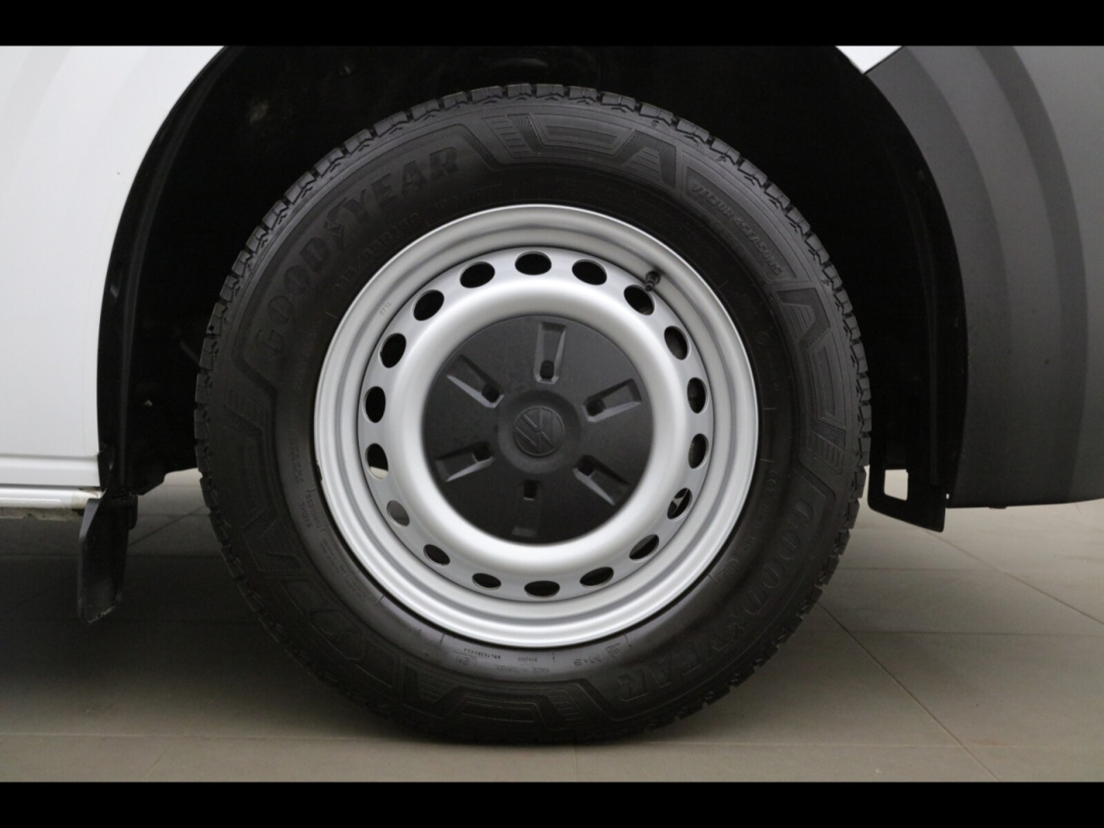 Volkswagen Transporter Kasten langer Radstand – Bild 16