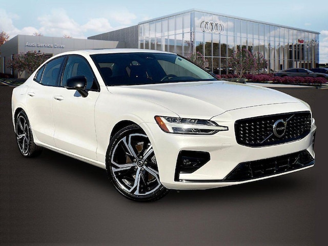 Photo of 2024 Volvo S60