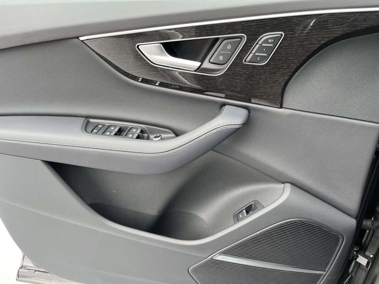 2025 Audi Q7 Premium Plus - Photo 33