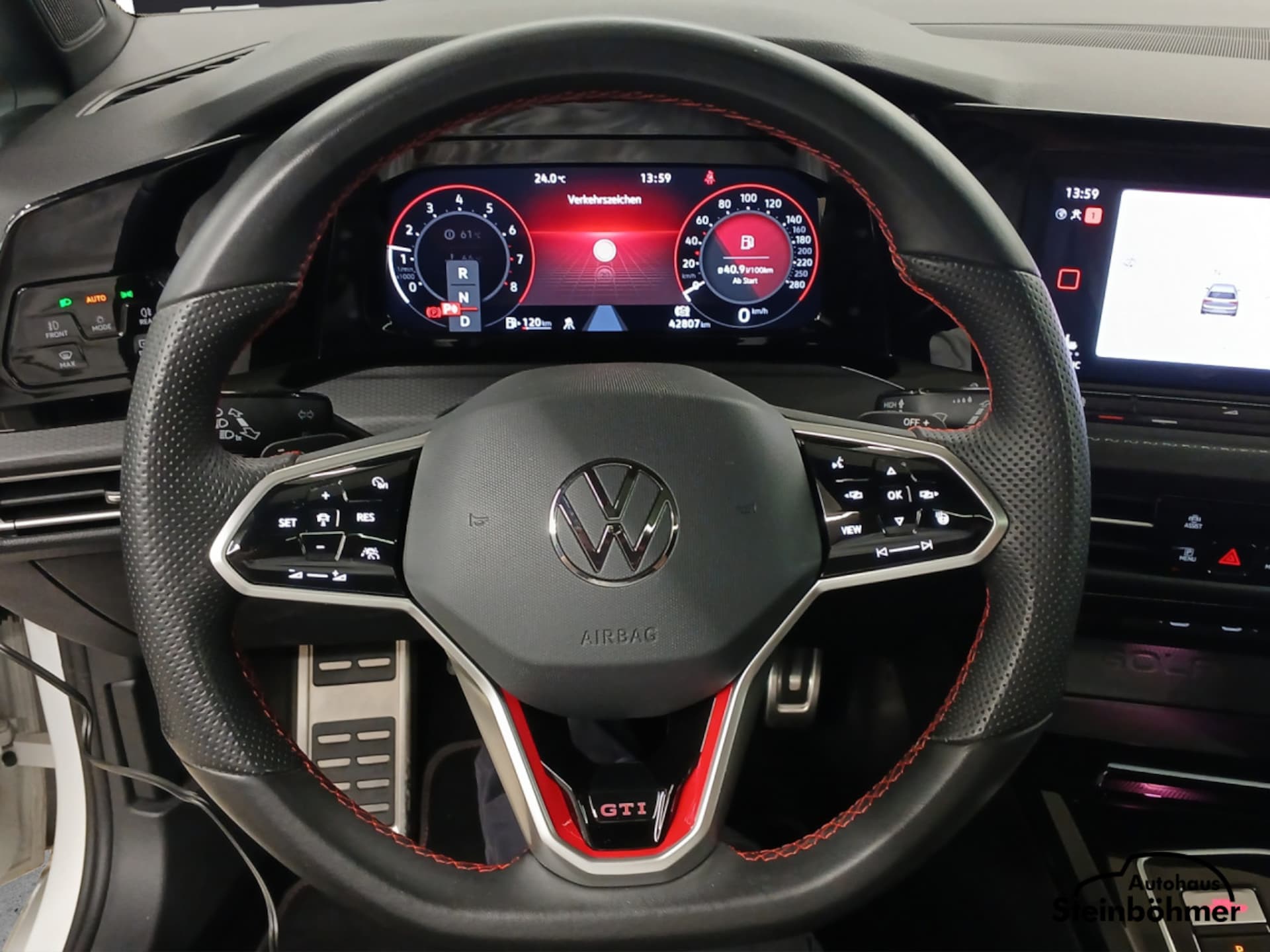 Volkswagen Golf GTI