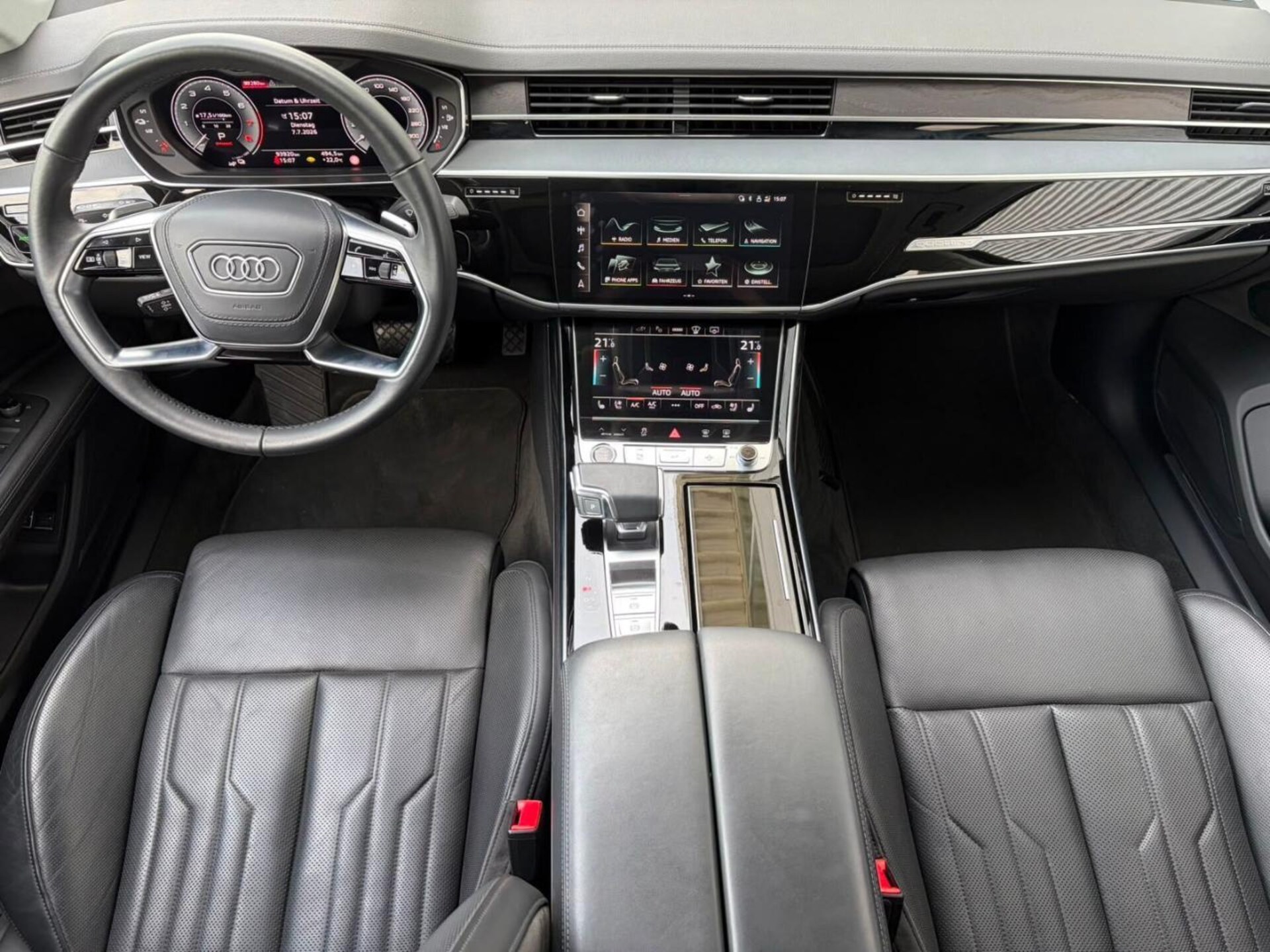 Audi A8 TFSI e