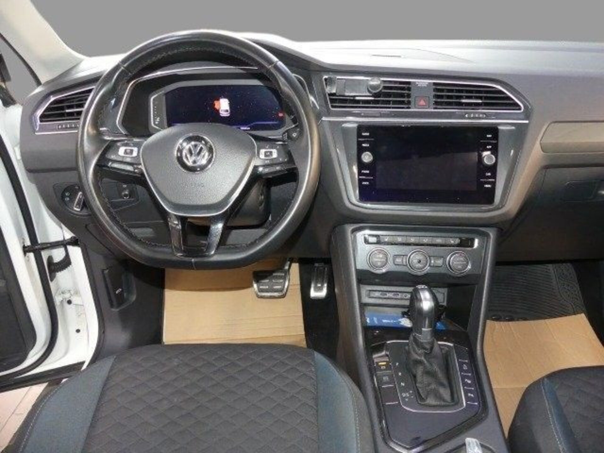 Volkswagen Tiguan IQ.DRIVE