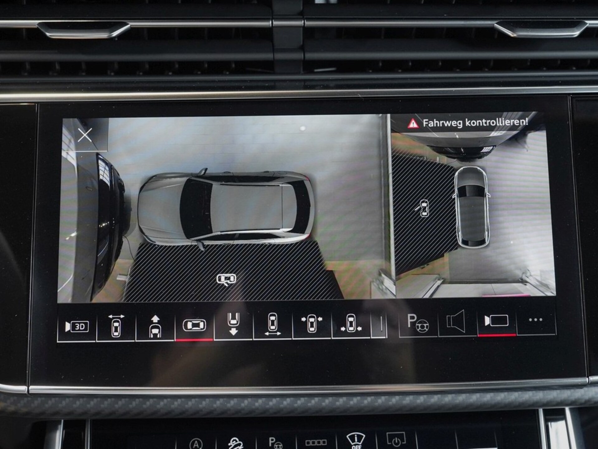 Audi RS Q8 SUV performance