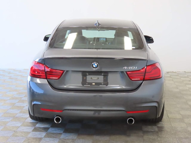 2019 BMW