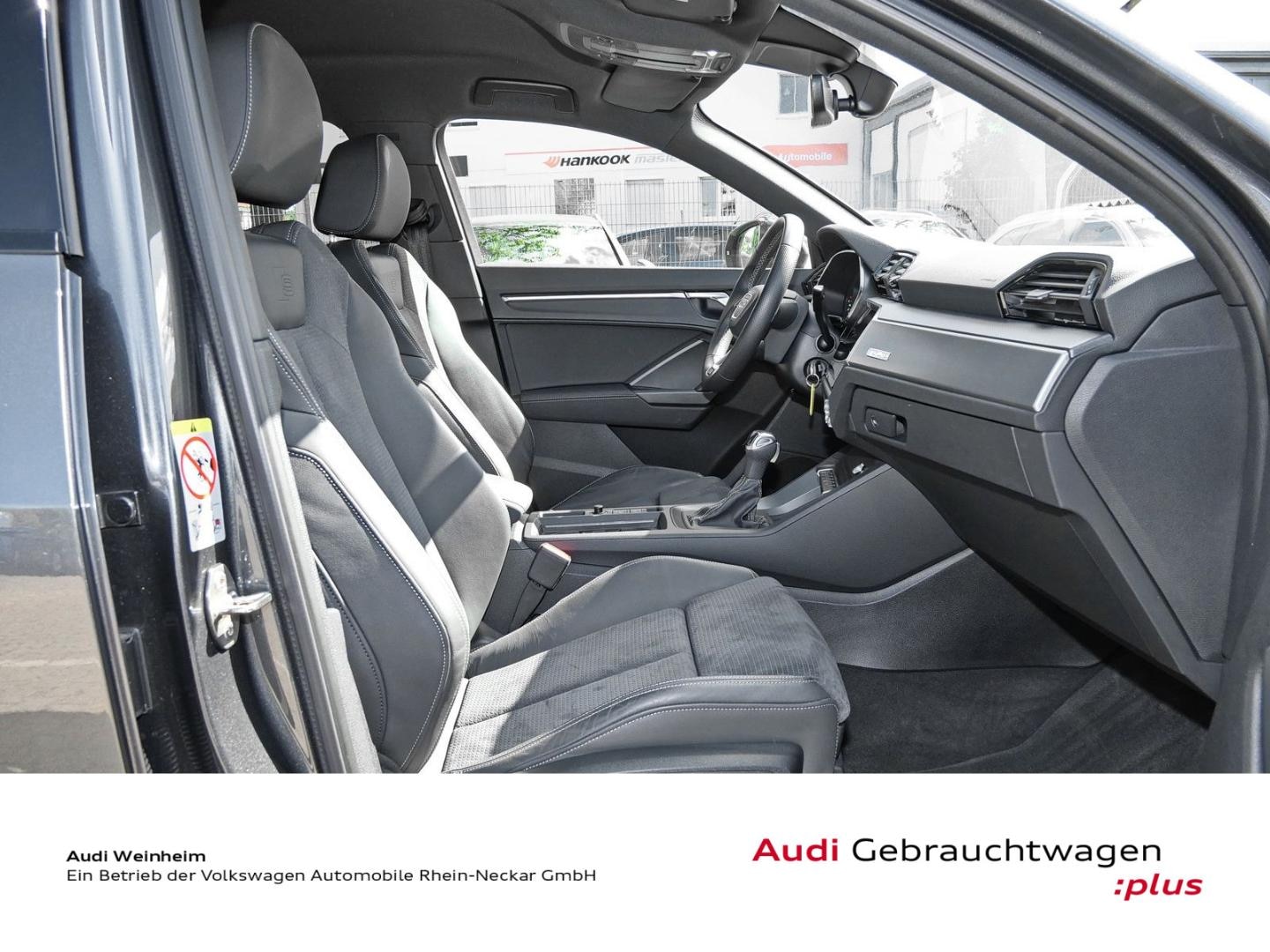 Bild über Audi Q3 Sportback S line 45 TFSI quattro S tronic - für weitere Informationen kontaktieren Sie den Audi Partner