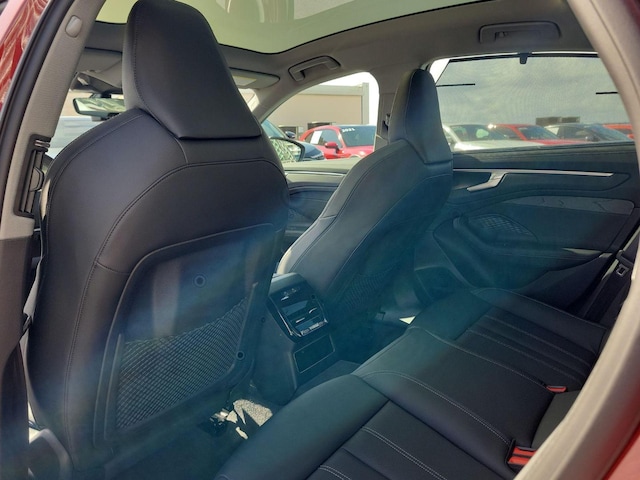 2026 Audi A6 Premium Plus - Photo 17