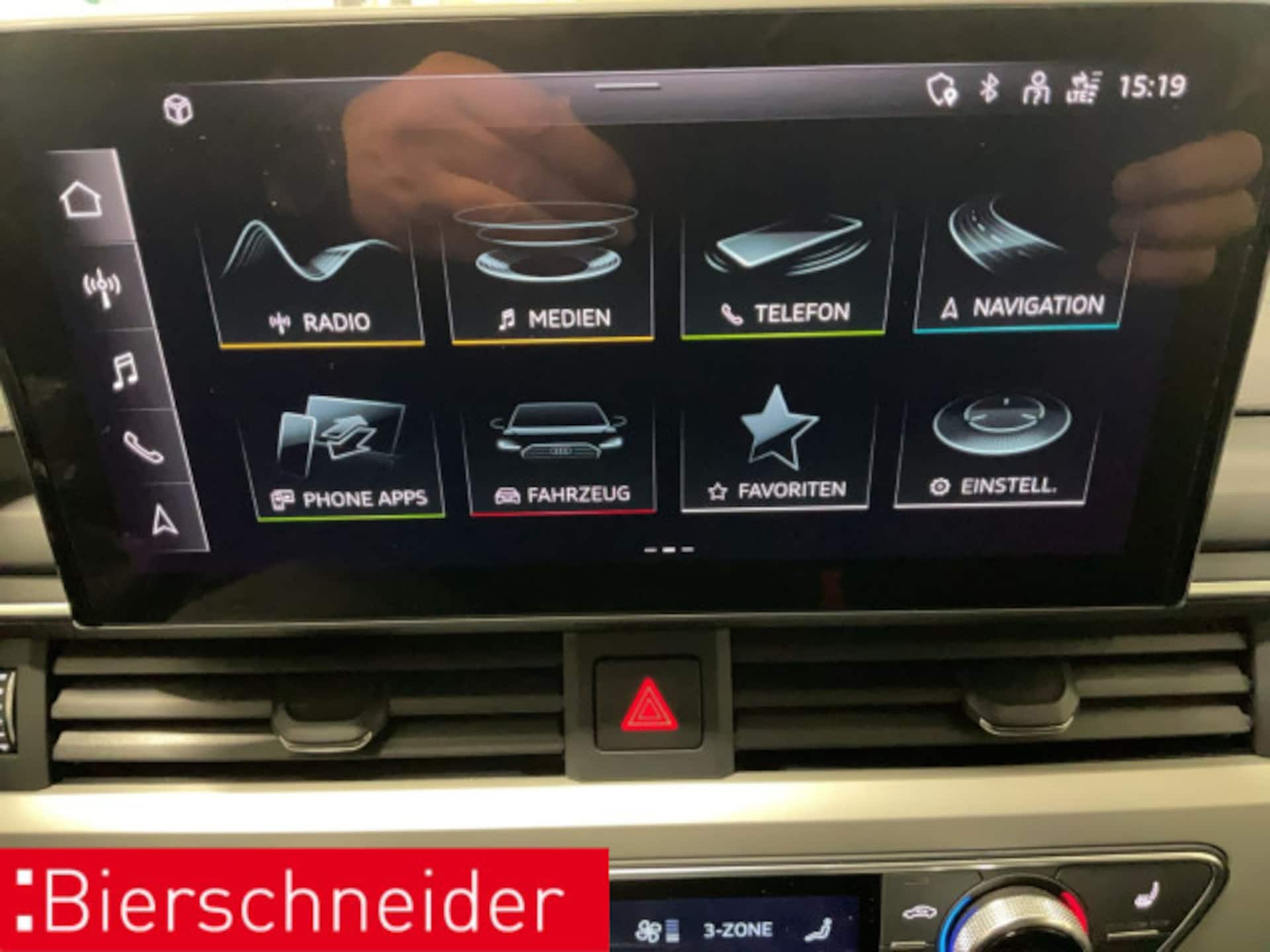 Audi A4 Avant S line