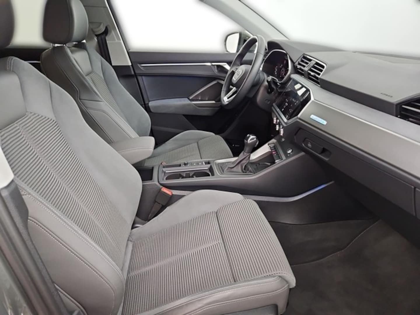 Bild über Audi Q3 Sportback S line 45 TFSI quattro S tronic - für weitere Informationen kontaktieren Sie den Audi Partner