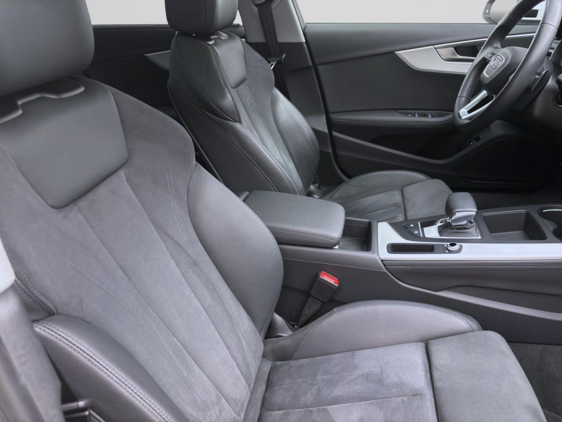 Audi A4 Avant Advanced