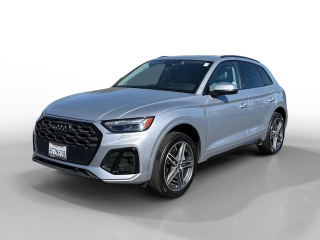 Photo of 2022 Audi Q5 TFSI e