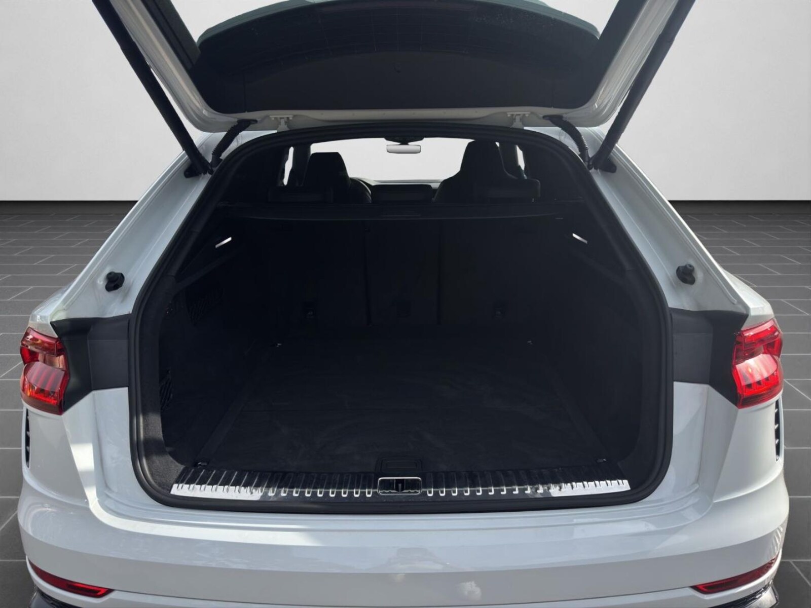 Audi RS Q8 – Bild 15