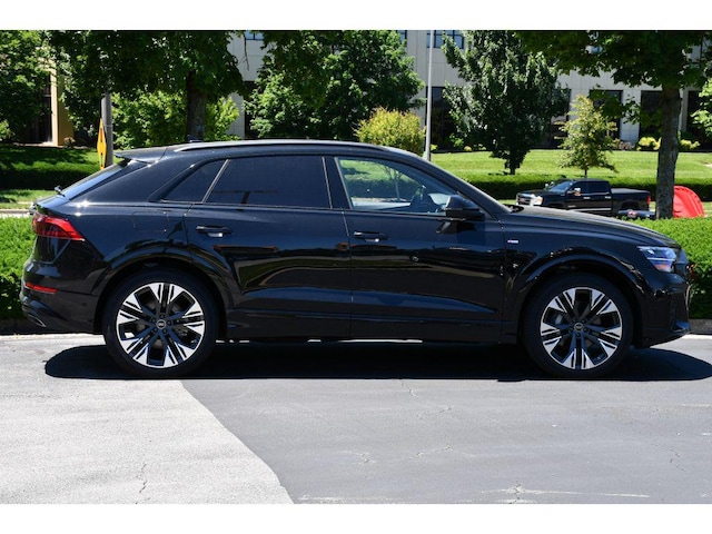 2026 Audi Q8