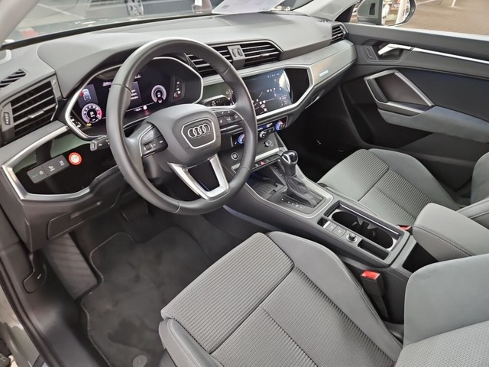 Audi Q3 Sportback S line