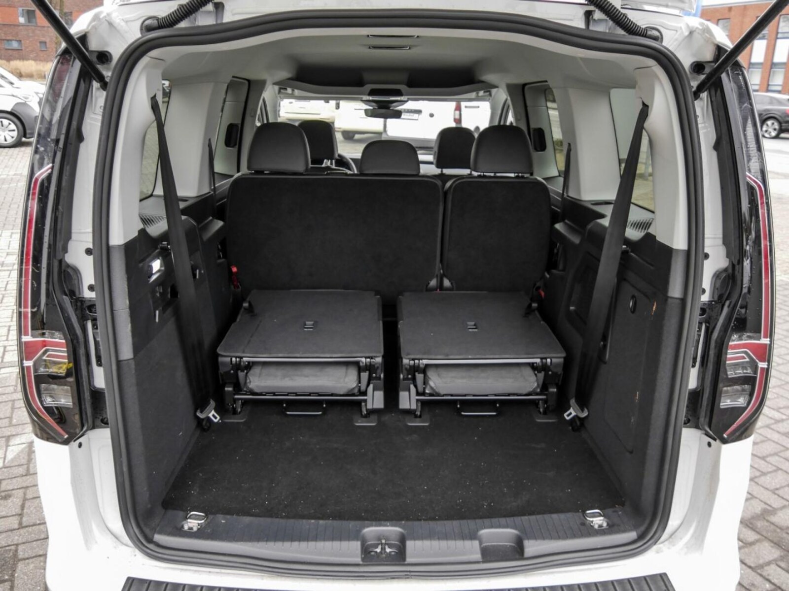 Volkswagen Caddy Maxi – Bild 14
