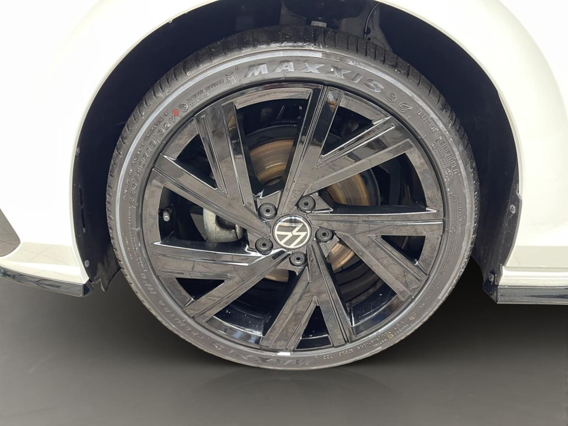 Volkswagen Golf R-Line