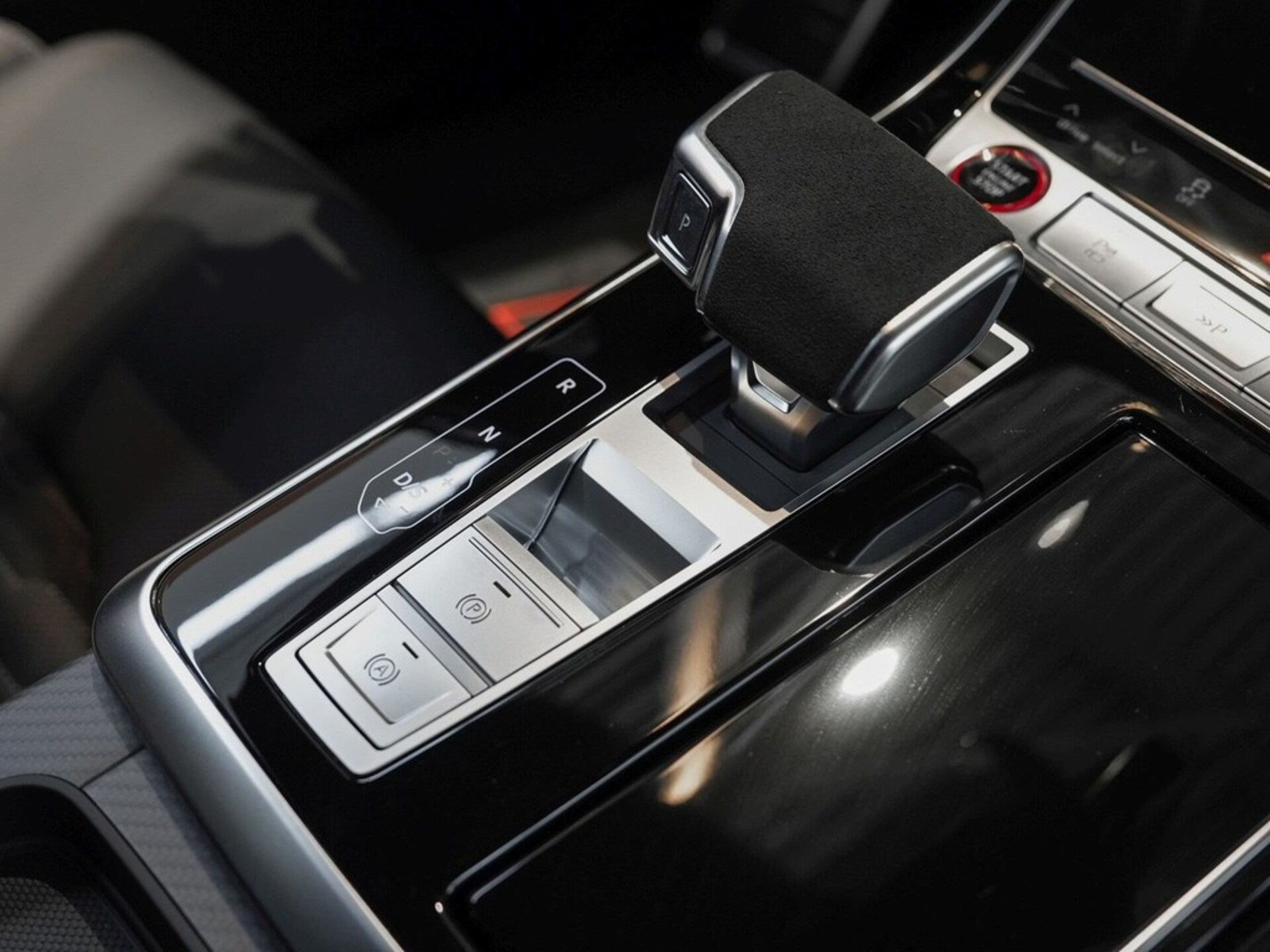 Audi RS Q8 SUV performance