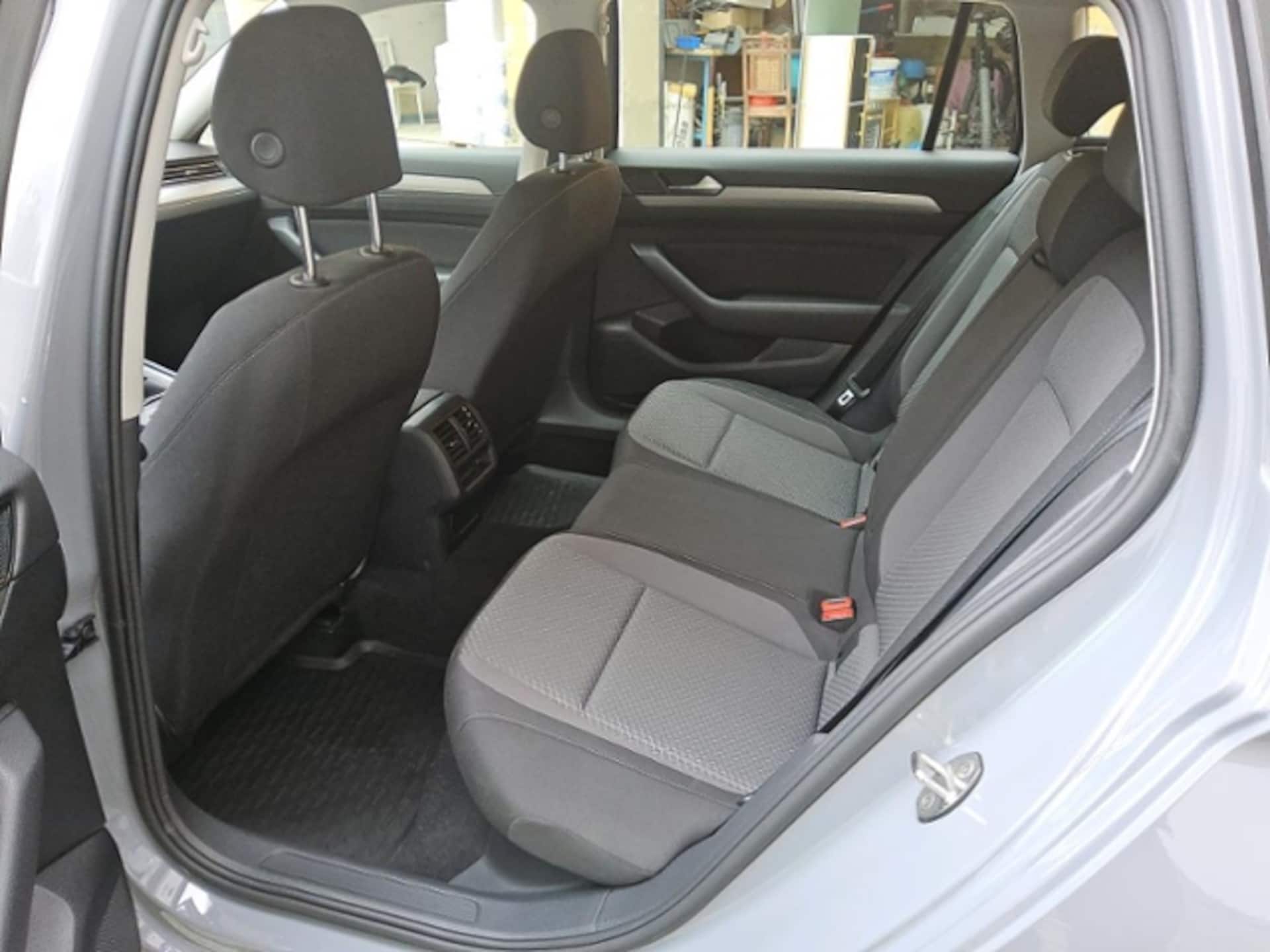 Volkswagen Passat Variant Conceptline