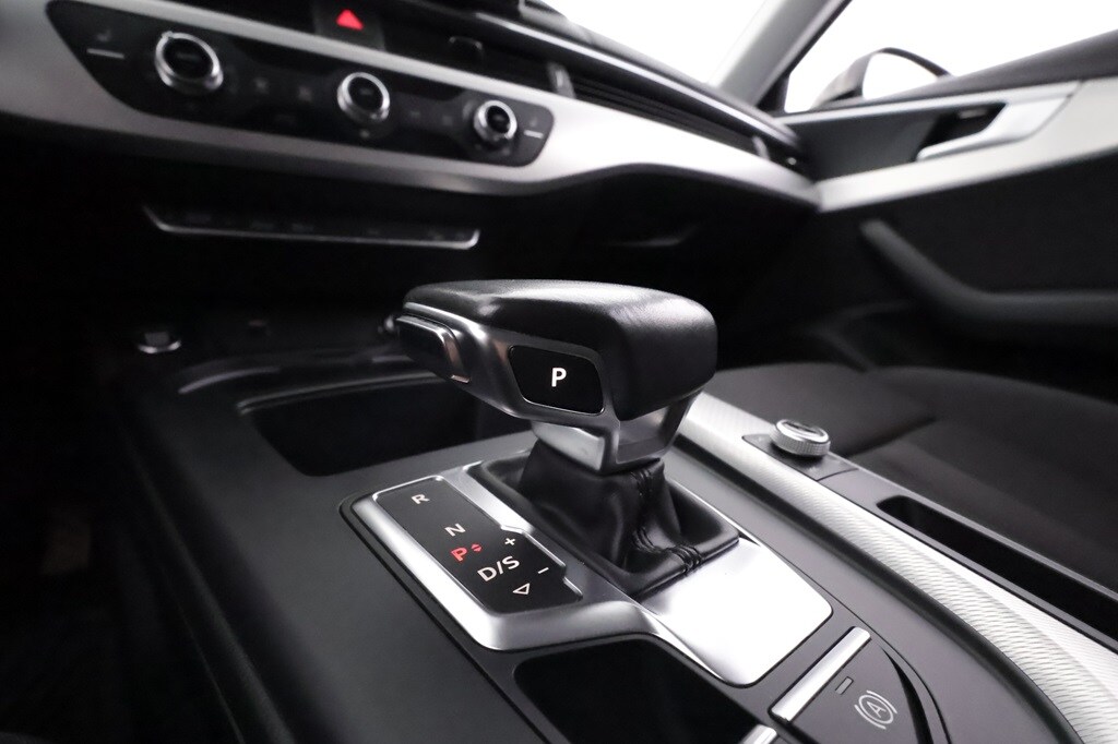 Bild som visar&nbsp;Audi A4 allroad quattro&nbsp;A4 allroad quattro 45 TFSI Proline 245 hk S tronic - för mer information kontakta din Audi Partner